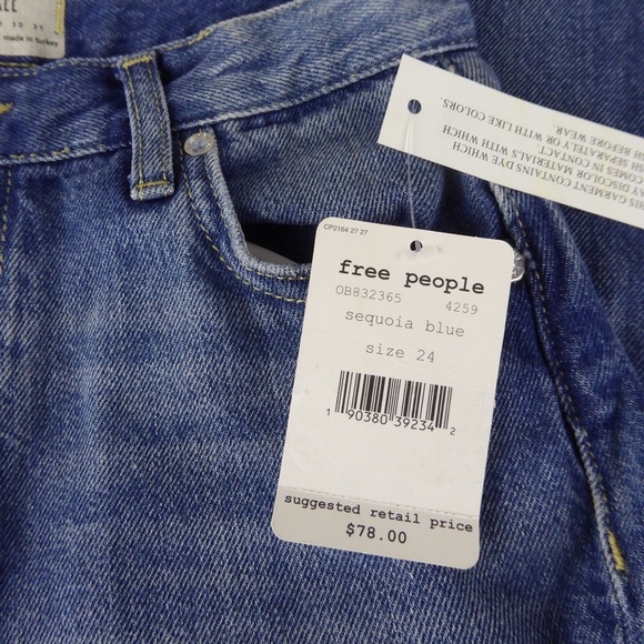 Free People Distressed Cotton Denim Button Front Frayed Hem Jeans NWT Size 24 - Picture 5 of 10